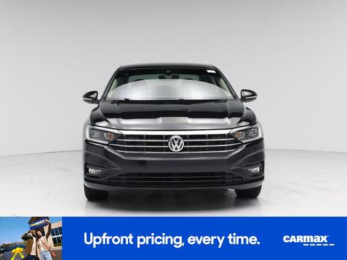 Black 2021 Volkswagen Jetta SEL Premium