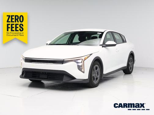 White 2025 Kia K4 LX