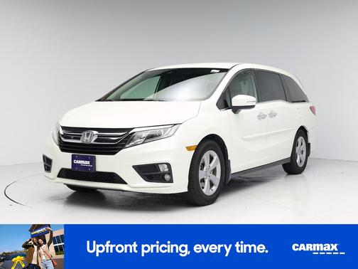 White 2019 Honda Odyssey EX