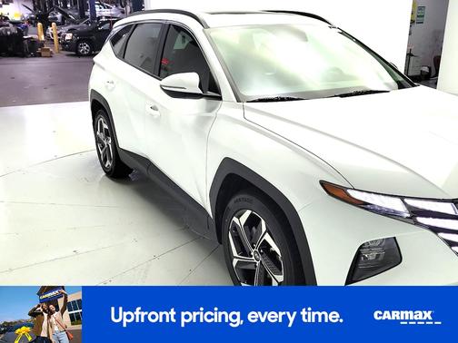 White 2022 Hyundai TUCSON SEL