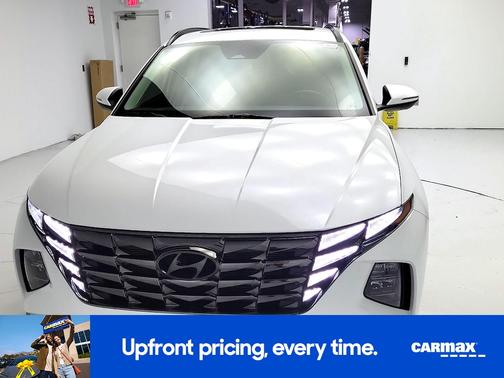 White 2022 Hyundai TUCSON SEL