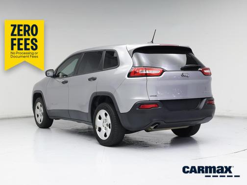 Gray 2015 Jeep Cherokee Sport