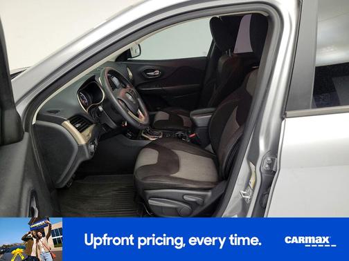 2015 Jeep Cherokee Sport