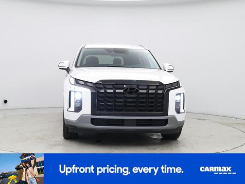 White 2025 Hyundai PALISADE SEL