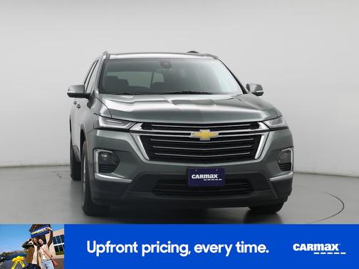 Green 2023 Chevrolet Traverse LT Leather