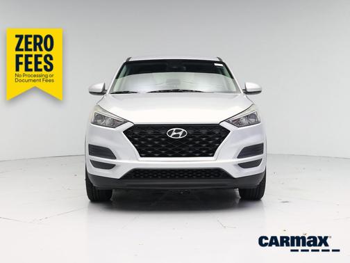 Silver 2019 Hyundai TUCSON SE
