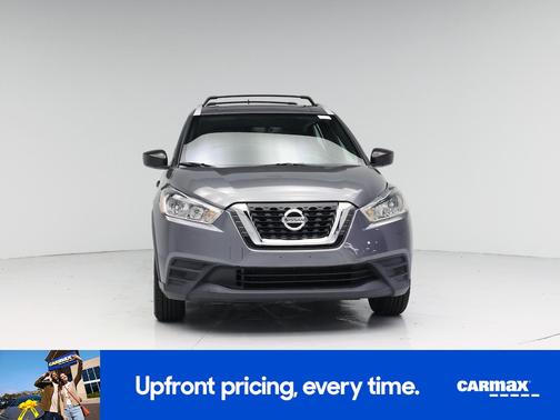 Gray 2019 Nissan Kicks S