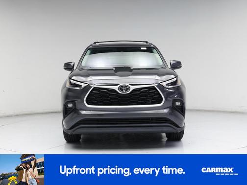 Gray 2021 Toyota Highlander XLE