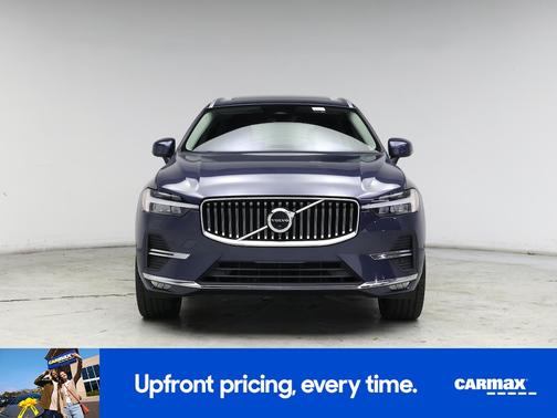 2023 Volvo XC60 B5 Ultimate Bright Theme
