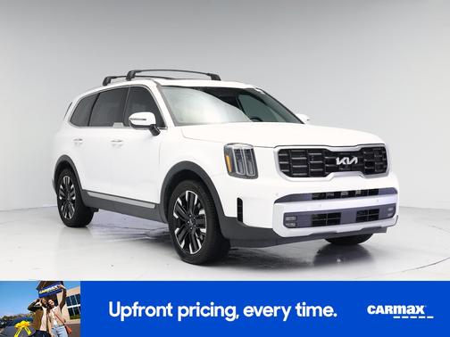 White 2024 Kia Telluride SX