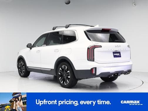 White 2024 Kia Telluride SX