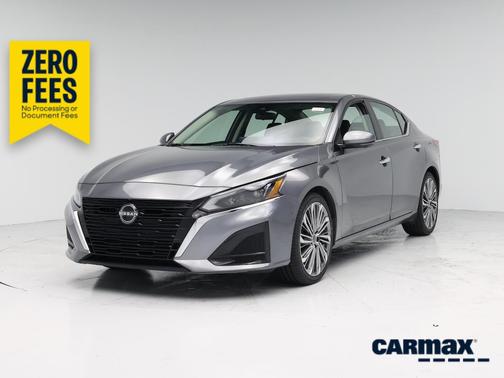 Gray 2023 Nissan Altima SL