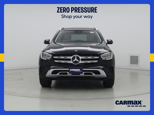Black 2022 Mercedes-Benz GLC 300