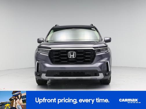 Gray 2025 Honda Pilot Touring