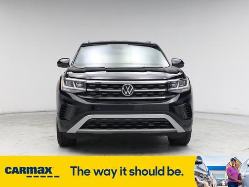 2023 Volkswagen Atlas Cross Sport SE w/Tech