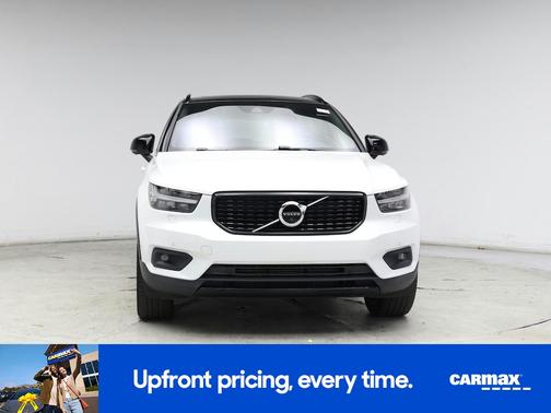 2021 Volvo XC40 T5 R-Design