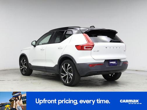 2021 Volvo XC40 T5 R-Design