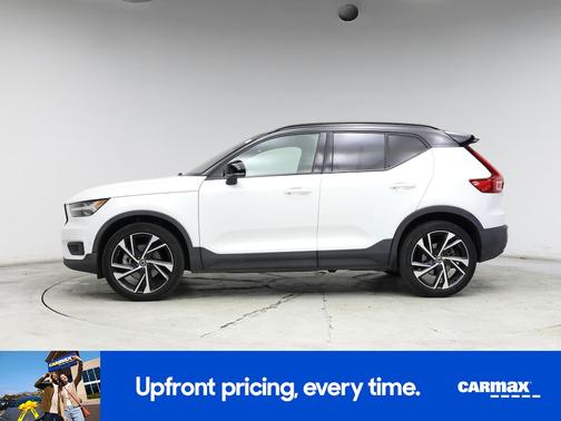 2021 Volvo XC40 T5 R-Design