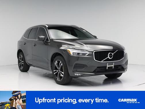 Gray 2021 Volvo XC60 T5 Momentum
