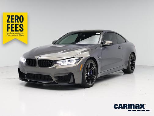 Gold 2018 BMW M4