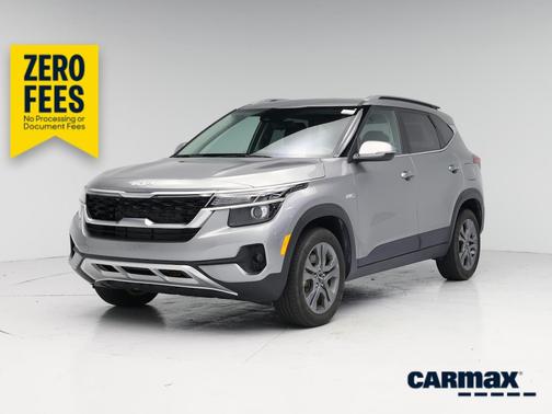 Gray 2023 Kia Seltos S