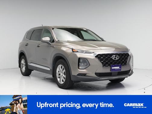 Gray 2019 Hyundai SANTA FE SE