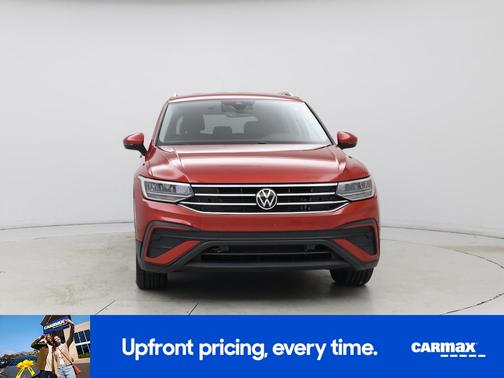 Red 2022 Volkswagen Tiguan SE