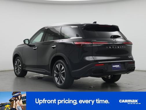 Black 2023 INFINITI QX60 Luxe