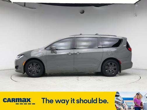 2020 Chrysler Pacifica Hybrid Red S