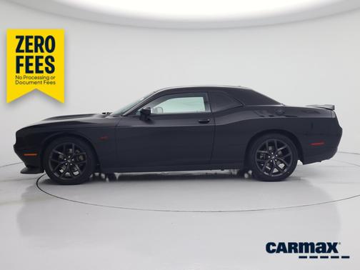 Black 2022 Dodge Challenger R/T