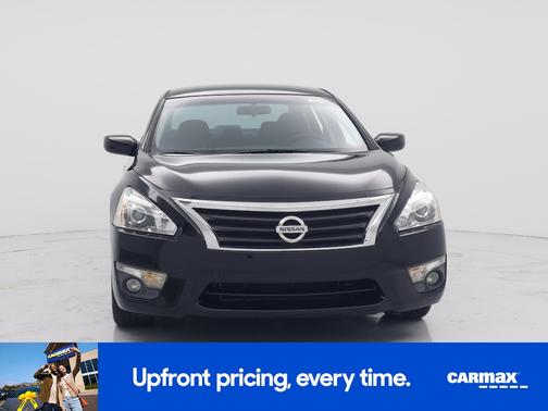Black 2015 Nissan Altima SV