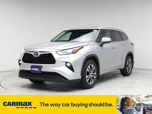 2023 Toyota Highlander Hybrid XLE