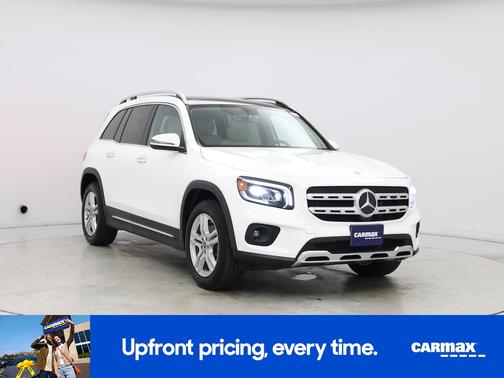 White 2022 Mercedes-Benz GLB 250