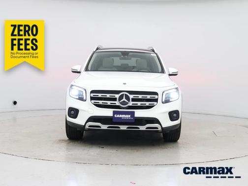 White 2022 Mercedes-Benz GLB 250