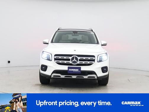 White 2022 Mercedes-Benz GLB 250