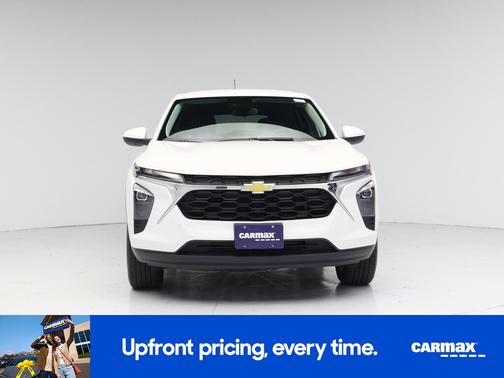 White 2024 Chevrolet Trax LS