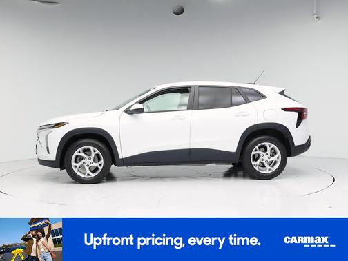 White 2024 Chevrolet Trax LS
