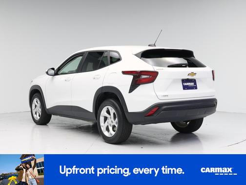 White 2024 Chevrolet Trax LS