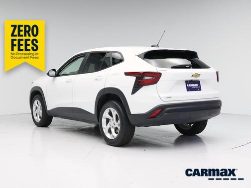 White 2024 Chevrolet Trax LS