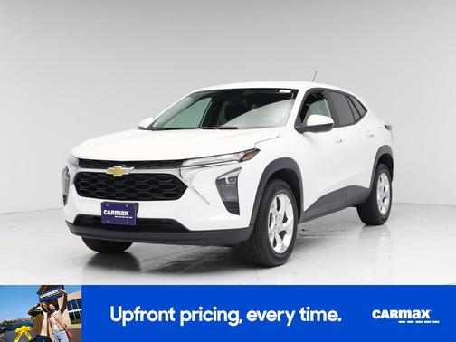 White 2024 Chevrolet Trax LS