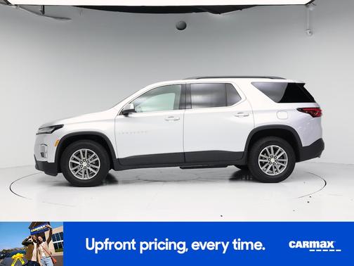 Silver 2022 Chevrolet Traverse LT Cloth