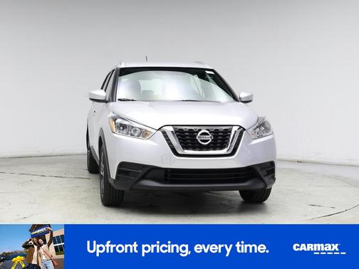 2019 Nissan Kicks SR