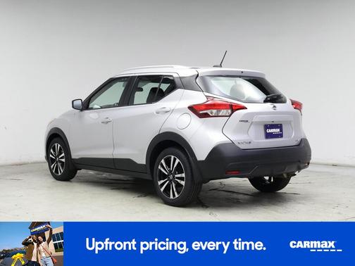 2019 Nissan Kicks SR