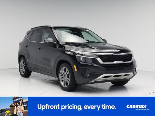 Black 2022 Kia Seltos S