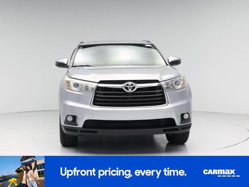 Silver 2015 Toyota Highlander XLE