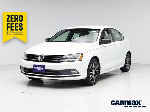 White 2017 Volkswagen Jetta Sport