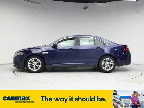 2016 Ford Taurus SE
