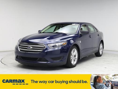 2016 Ford Taurus SE