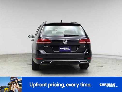 2019 Volkswagen Golf SE