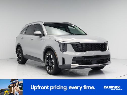 Gray 2025 Kia Sorento EX